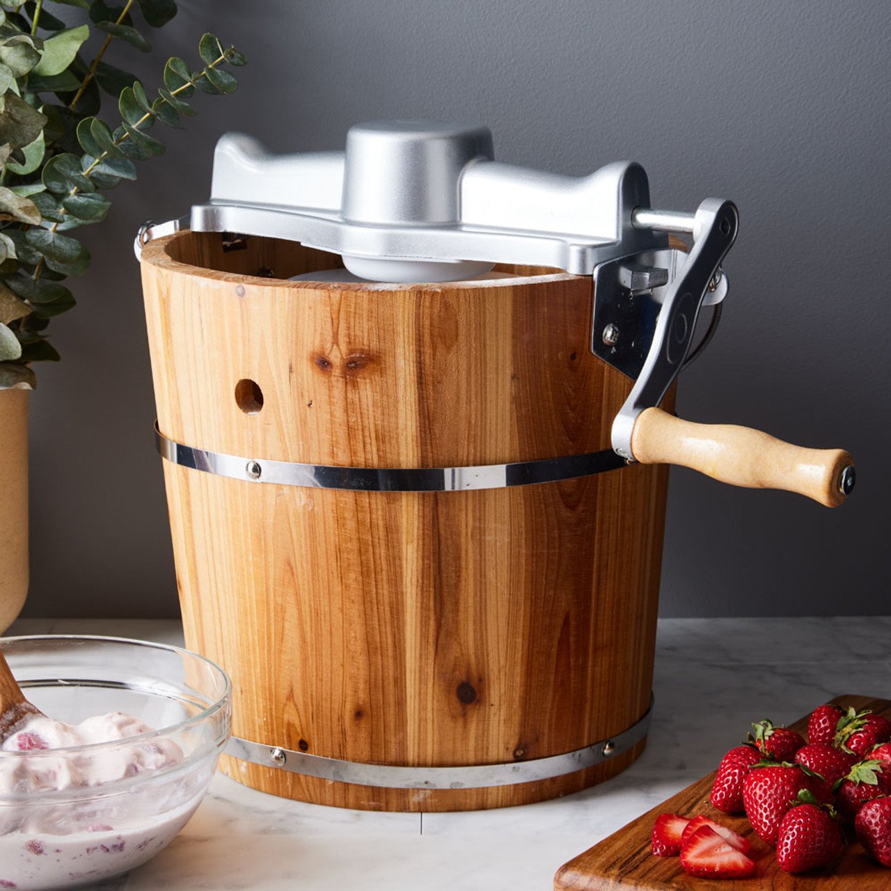 How to Use Old Fashioned Ice Cream Maker