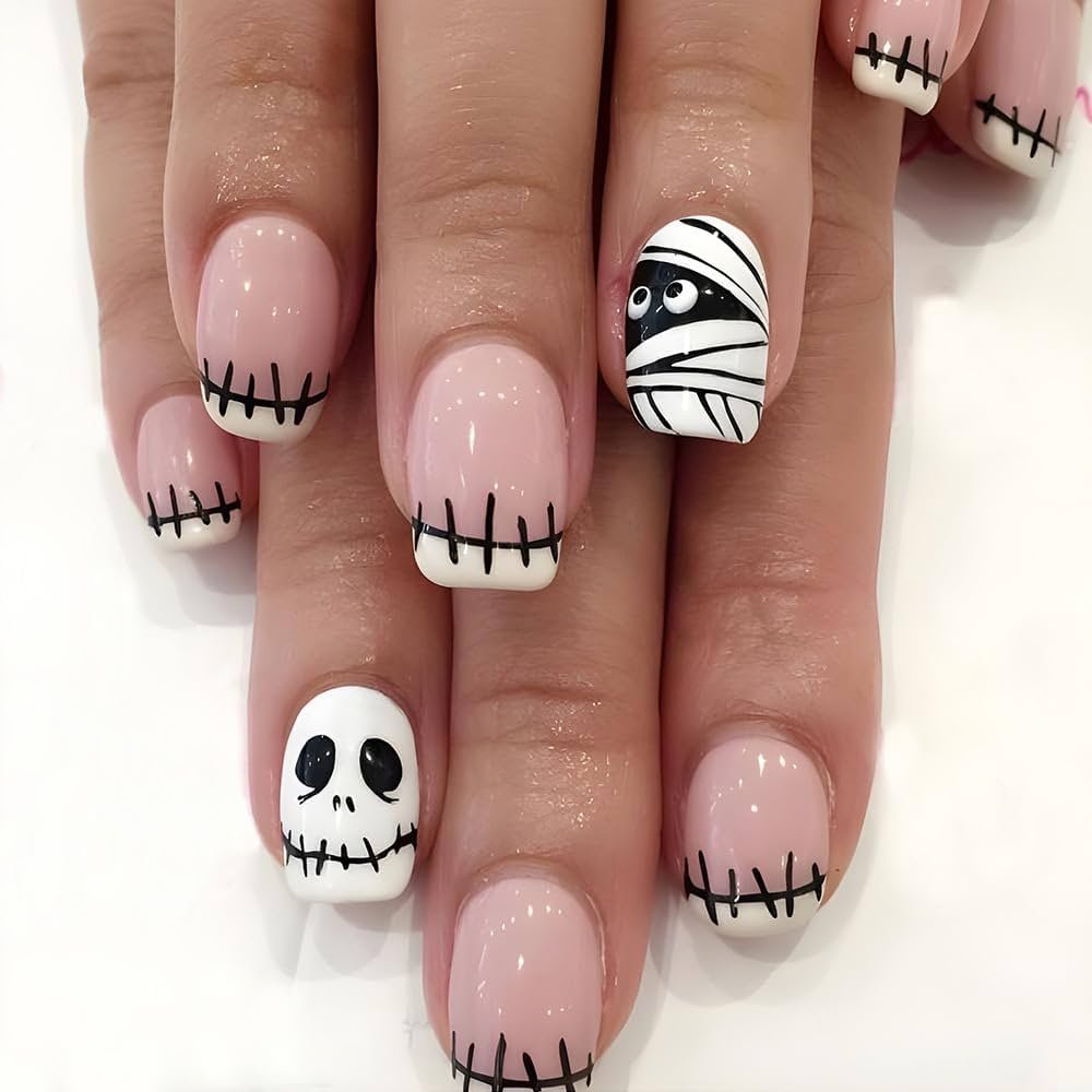 Mummy Nail Art