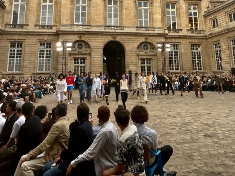 Where is Paris Fashion Week Held